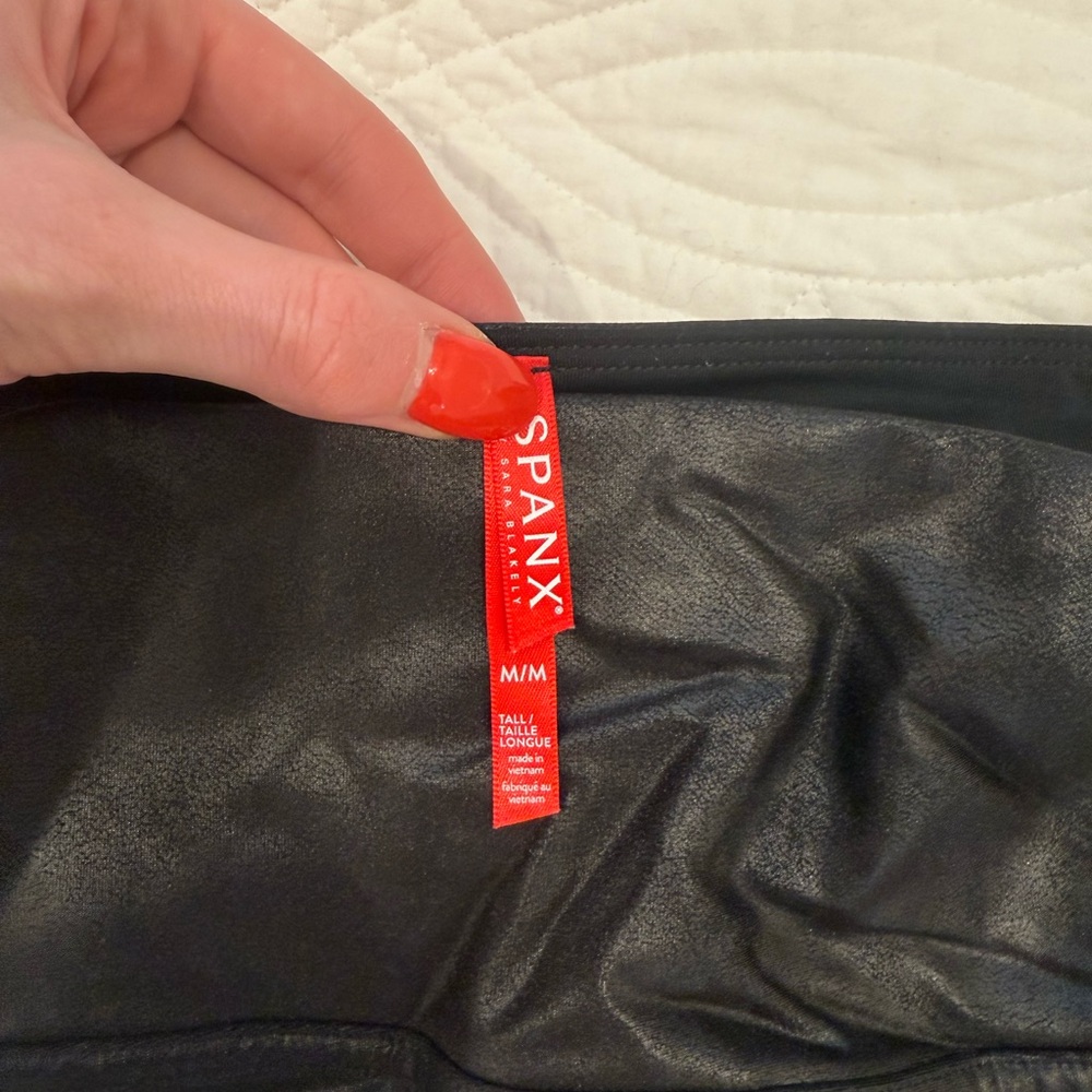 SPANX Black Shiny Leggings